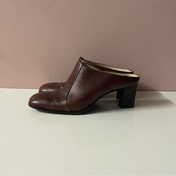 Vintage Ann Taylor Brown Leather Mule GUC Size 7M - Picture 1 of 7